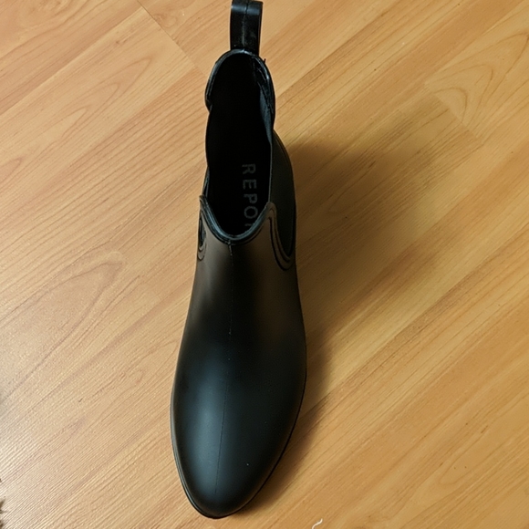 Report booties - Picture 3 of 4